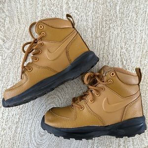 Boys Nike Boots